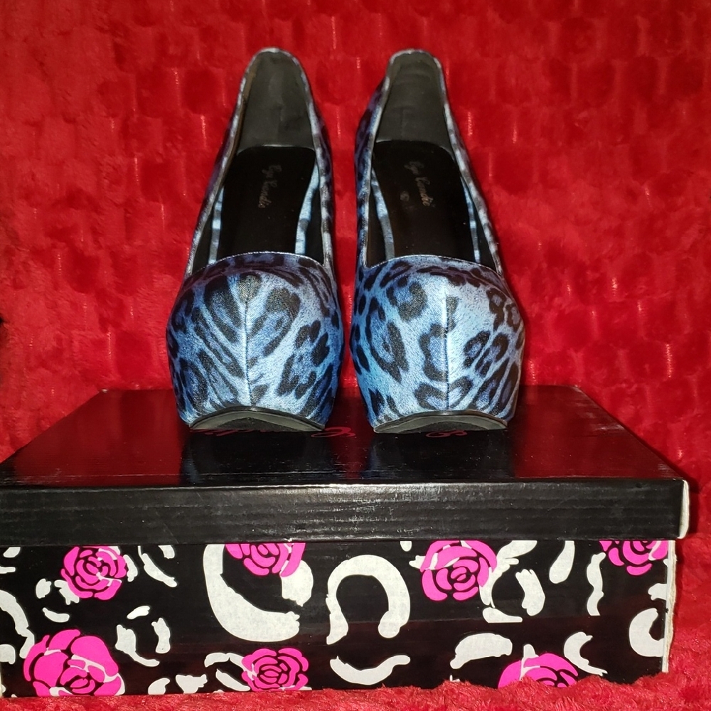 Blue Leopard Print Women's Platform Heels!